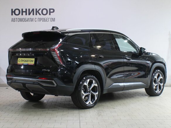 2023 Geely Atlas II, чёрный, 2429000 рублей - вид 1