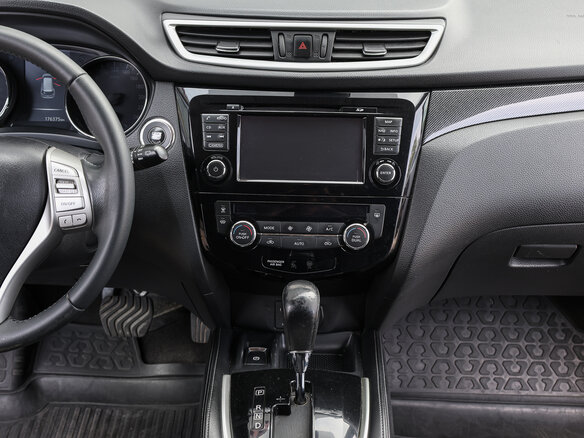 2017 Nissan X-Trail III, серебристый - вид 13