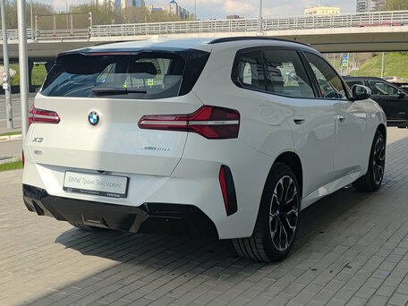 2025 BMW X3 Long 30L xDrive IV (G45/G48), белый, 7800000 рублей, вид 5