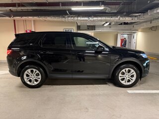 2020 Land Rover Discovery Sport I Рестайлинг, чёрный, 3300000 рублей, вид 4