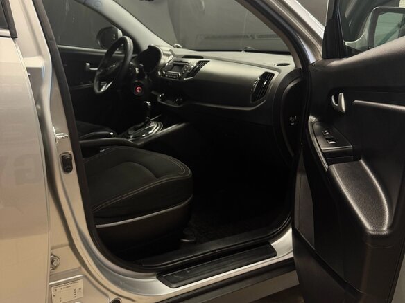 2012 Kia Sportage III, серебристый, 1300000 рублей - вид 11