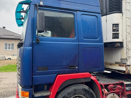 1993 Volvo F-Series, синий, 1400000 рублей, вид 4