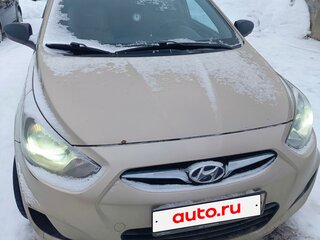 2014 Hyundai Solaris I, бежевый, 680000 рублей, вид 2