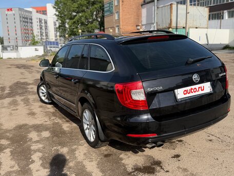 2013 Skoda Superb DSG II Рестайлинг, чёрный, 999000 рублей, вид 4