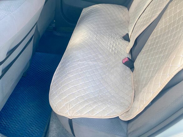 2010 Toyota Prius JDM II Рестайлинг (XW20), белый, 950000 рублей - вид 16