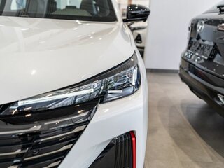 2026 Changan UNI-S I, белый, 3229900 рублей, вид 4