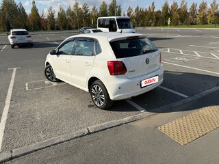 2012 Volkswagen Polo V, белый, 850000 рублей, вид 4