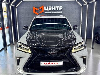 2019 Lexus LX 570 III Рестайлинг 2, белый, 11290000 рублей, вид 4