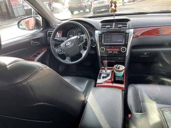 2011 Toyota Camry VII (XV50), чёрный, 1350000 рублей - вид 9