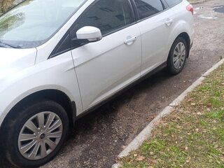 2015 Ford Focus III, белый, 830000 рублей, вид 4