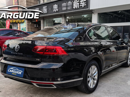 2023 Volkswagen Magotan B8 Рестайлинг, чёрный, 1825000 рублей, вид 4