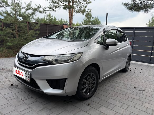 2014 Honda Fit III, серебристый, 850000 рублей