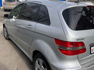 2010 Mercedes-Benz B-Класс 180 I (W245) Рестайлинг, серебристый, 1000000 рублей, вид 4