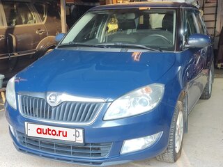2013 Skoda Fabia II Рестайлинг, синий, 540000 рублей, вид 2