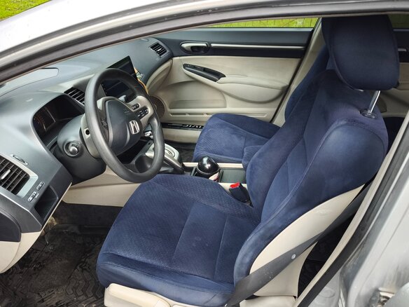 2006 Honda Civic Hybrid VIII, серебристый, 580000 рублей - вид 3