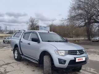 2014 Mitsubishi L200 Easy Select IV Рестайлинг, серебристый, 1750000 рублей, вид 1