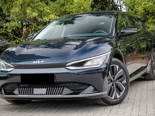 2023 Kia EV6 Standard Range I, синий, 3330000 рублей, вид 2