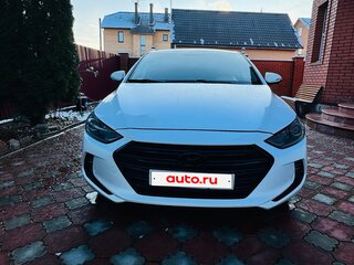 2018 Hyundai Elantra VI (AD), белый, 1150000 рублей, вид 1