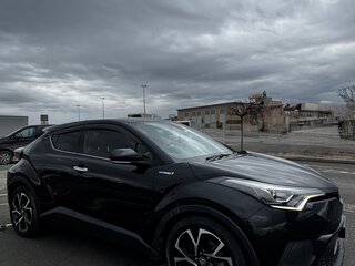 2017 Toyota C-HR I, чёрный, 2150000 рублей, вид 4