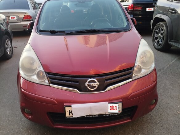 2011 Nissan Note I Рестайлинг, красный