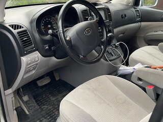 2008 Kia Carnival II, серебристый, 990000 рублей, вид 4