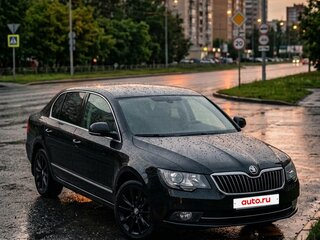 2013 Skoda Superb DSG II Рестайлинг, чёрный, 1350000 рублей, вид 2