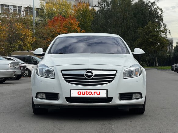 2011 Opel Insignia I, белый - вид 1