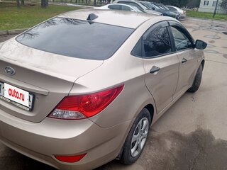 2012 Hyundai Solaris I, бежевый, 840000 рублей, вид 4