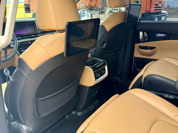 2020 Kia Carnival IV, белый, 4250000 рублей - вид 27