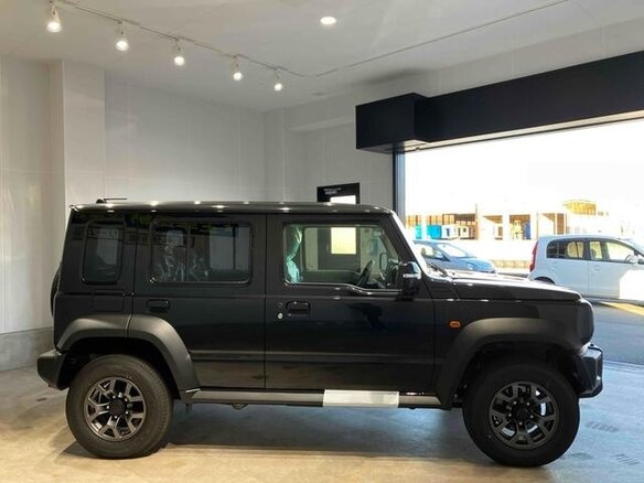 2026 Suzuki Jimny IV, чёрный - вид 6
