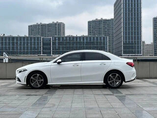 2022 Mercedes-Benz A-Класс 180 Long IV (W177) Рестайлинг, белый, 1999000 рублей, вид 2