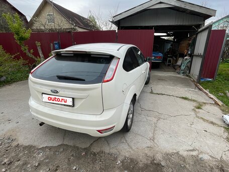 2008 Ford Focus II Рестайлинг, белый, 249000 рублей, вид 3
