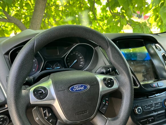 2012 Ford Focus III, белый, 680000 рублей - вид 3
