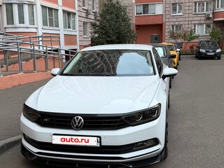 2018 Volkswagen Passat B8, белый, 2390000 рублей, вид 3