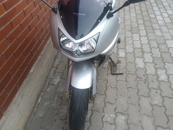 2007 Kawasaki ER-6F (Ninja 650R), серебристый, 295000 рублей - вид 9