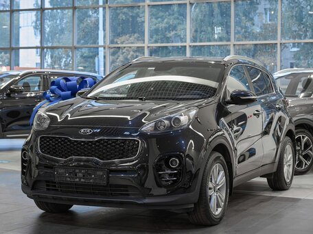 2017 Kia Sportage IV, чёрный, 1599000 рублей, вид 3