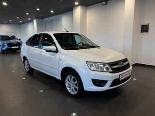 2016 Lada (ВАЗ) Granta I, белый, 460000 рублей, вид 1