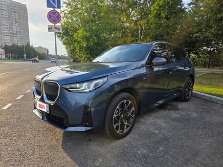 2025 BMW X3 20i xDrive IV (G45/G48), синий, вид 2