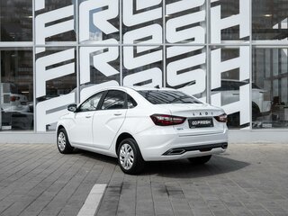 2024 Lada (ВАЗ) Vesta I Рестайлинг (NG), белый, 1110000 рублей, вид 2
