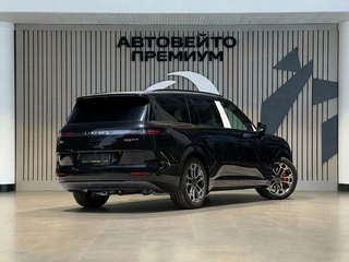2025 Lynk & Co 900, серебристый, 7600000 рублей, вид 2