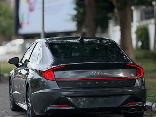 2022 Hyundai Sonata VIII (DN8), серый, 2400000 рублей, вид 4