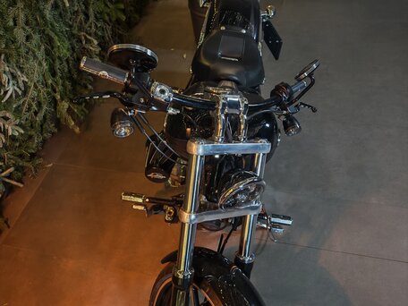 2014 Harley-Davidson Breakout, чёрный, 1900000 рублей, вид 4