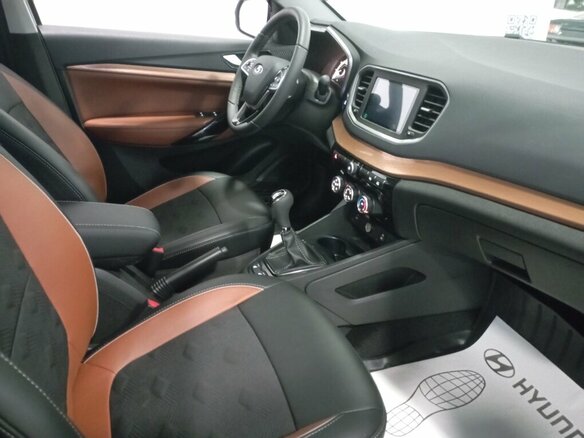 2026 Lada (ВАЗ) Vesta SW Cross I Рестайлинг (NG), серый - вид 15