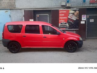 2015 Lada (ВАЗ) Largus I, красный, 420000 рублей, вид 1