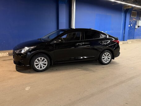 2020 Hyundai Solaris II Рестайлинг, чёрный, 1125000 рублей, вид 5
