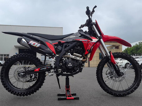 2026 XGZ Fightwolf-CB300, красный, 155200 рублей, вид 2