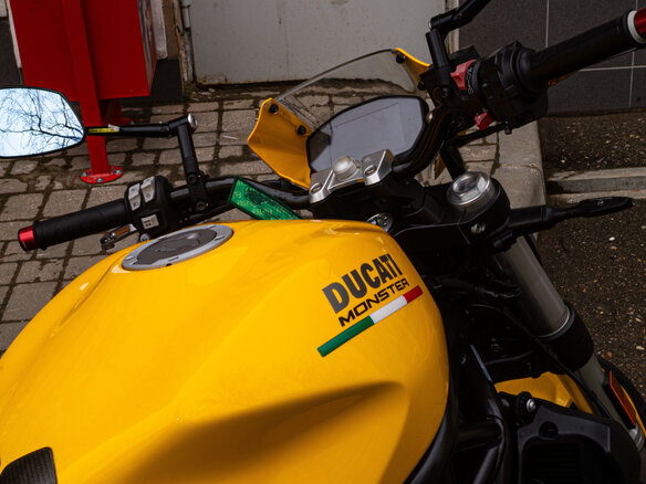 2018 Ducati Monster 821, жёлтый, 821000 рублей - вид 12
