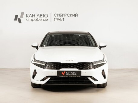 2021 Kia K5 III, белый, 2500000 рублей, вид 2