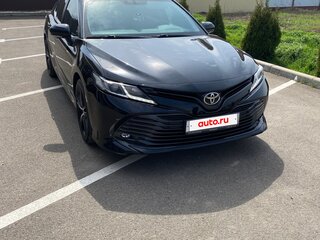 2020 Toyota Camry VIII (XV70), чёрный, 2590000 рублей, вид 4