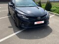 2020 Toyota Camry VIII (XV70), чёрный, 2590000 рублей - вид 3